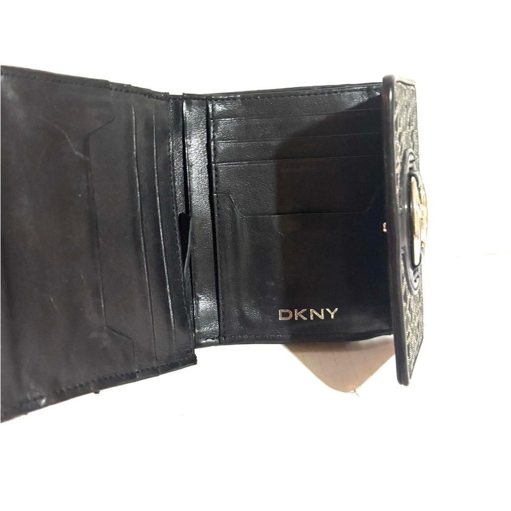 DkNY Elegant Black and Gray Women's wallet - Picture 3 of 4